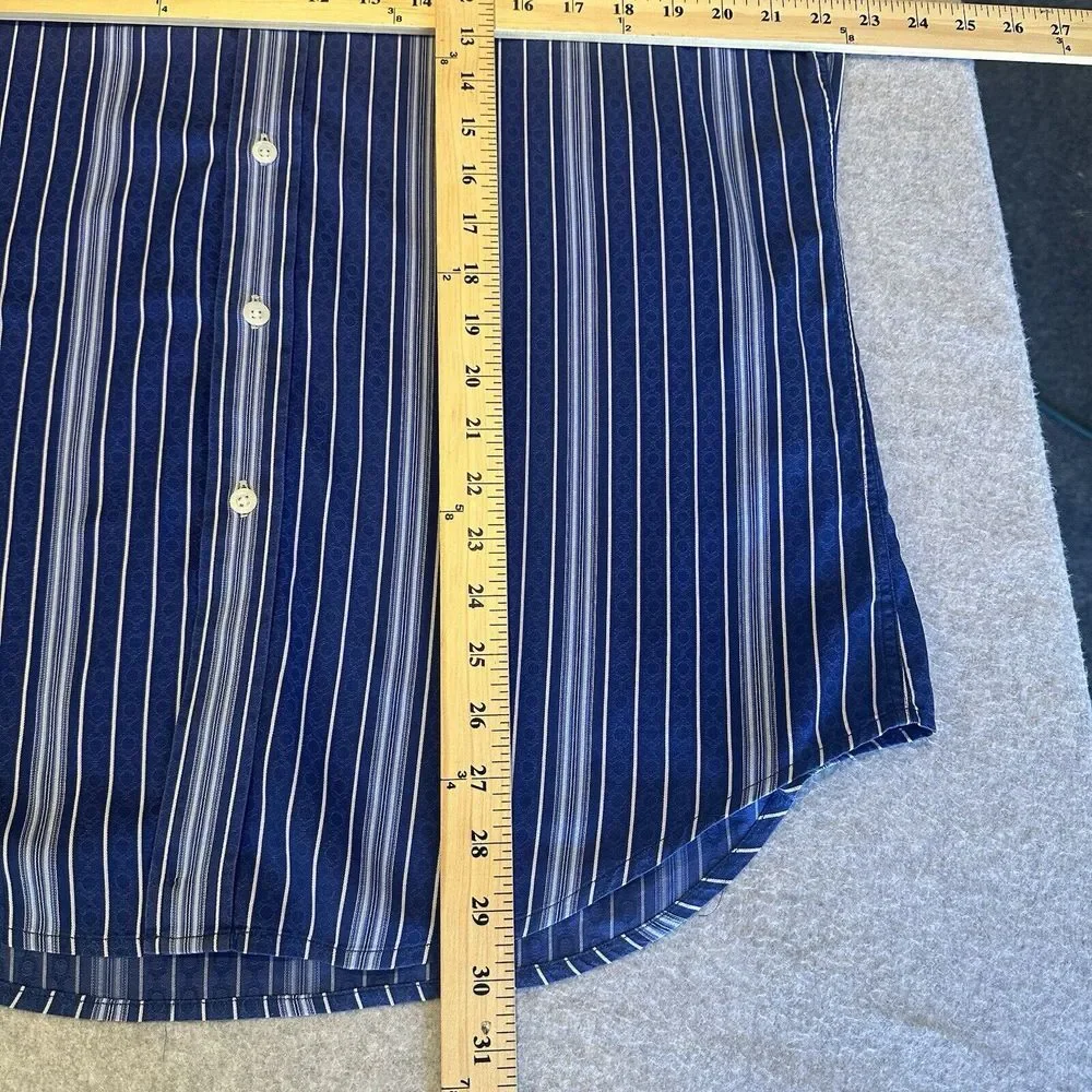 Robert Graham Old Money Size Medium Flip Cuff Blue Striped Button Up Shirt Top‎